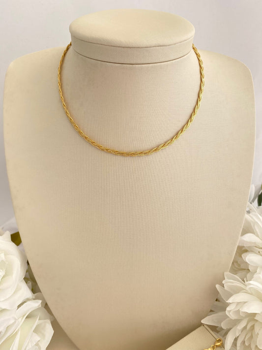 COLAR TRANÇA DOURADA