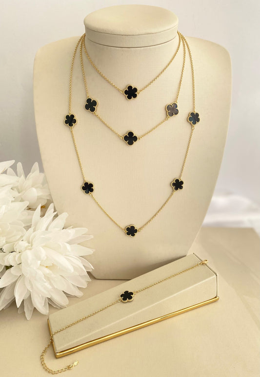 CONJUNTO CLOVER PRETO