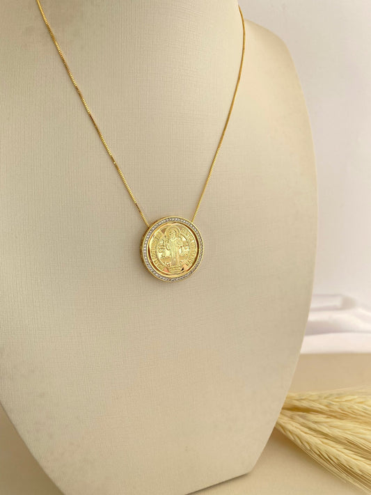 GARGANTILHA MEDALHA SÃO BENTO CRAVEJADO