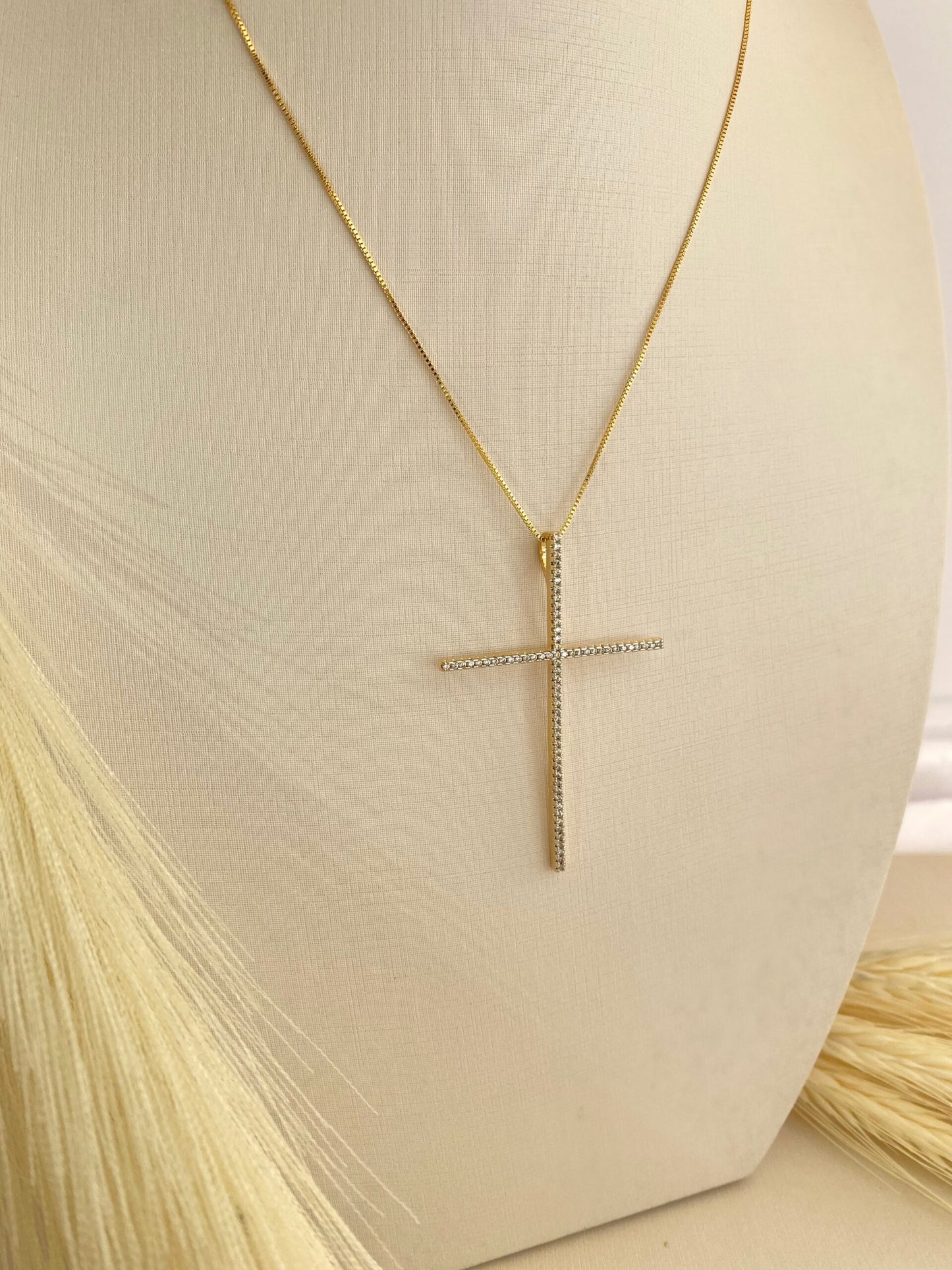 GARGANTILHA CRUZ PALITO CRAVEJADO