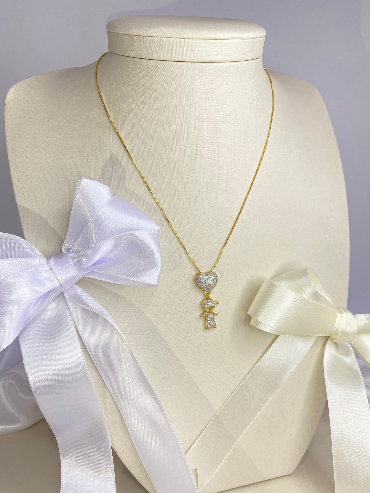 GARGANTILHA CORAÇÃO CRAVEJADO MENINO