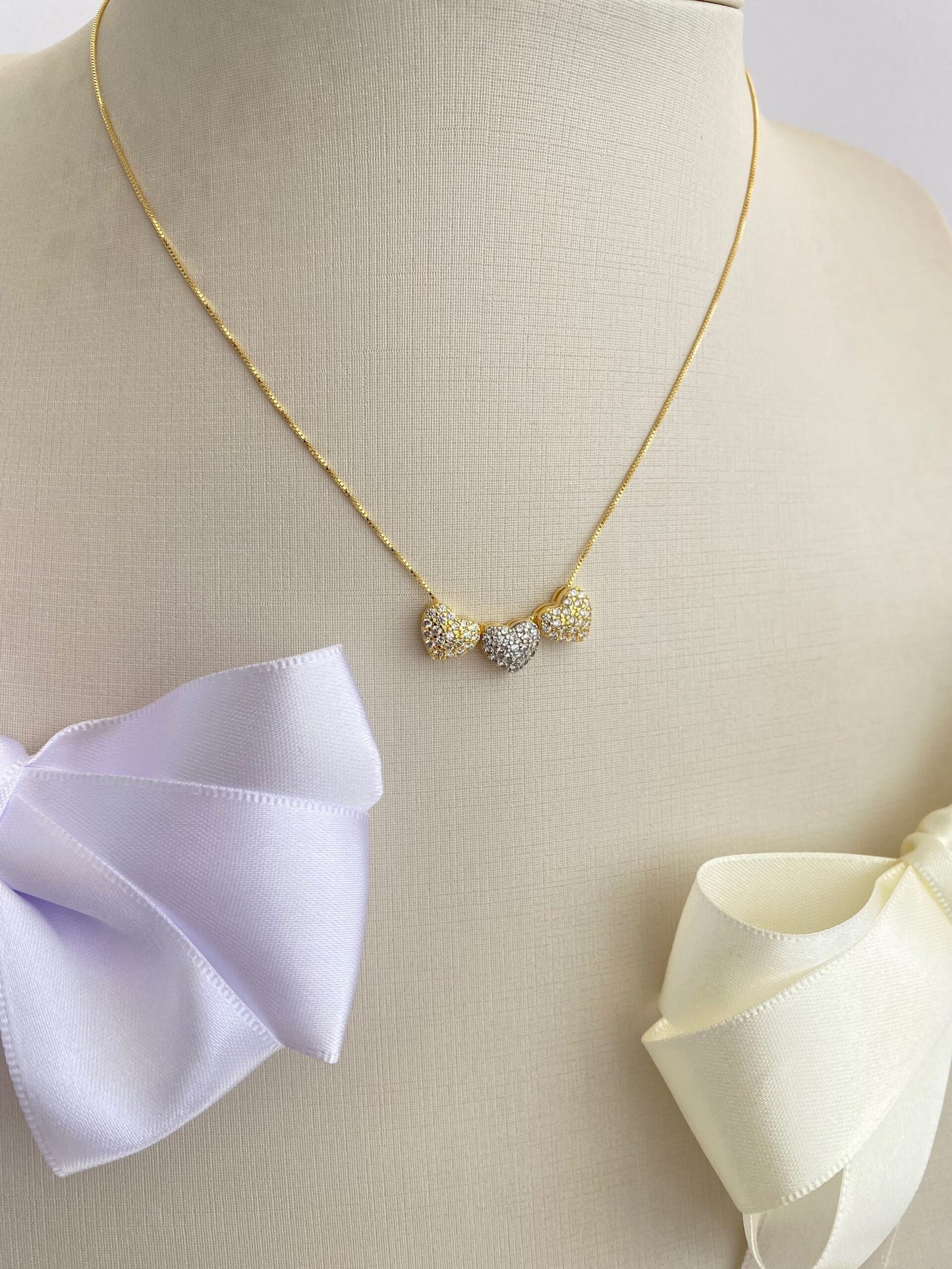 CONJUNTO TRIO CORAÇÃO CRAVEJADO