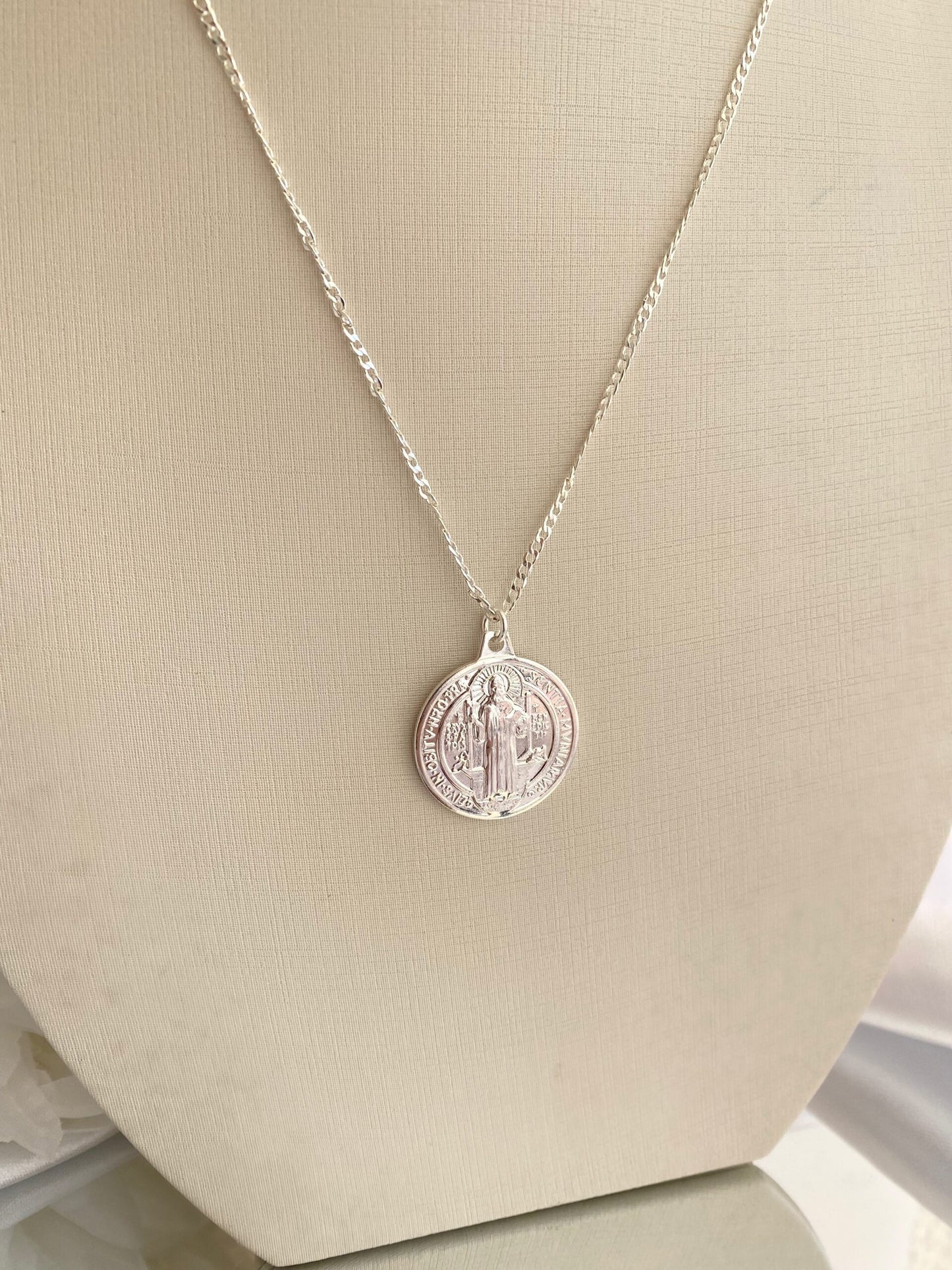 CORRENTE PRATA DE SÃO BENTO RADIANTE