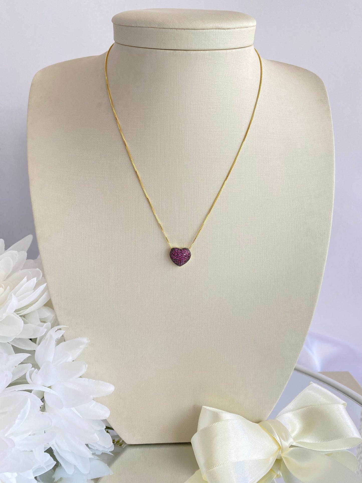 CONJUNTO CORAÇÃO RUBI CRAVEJADO