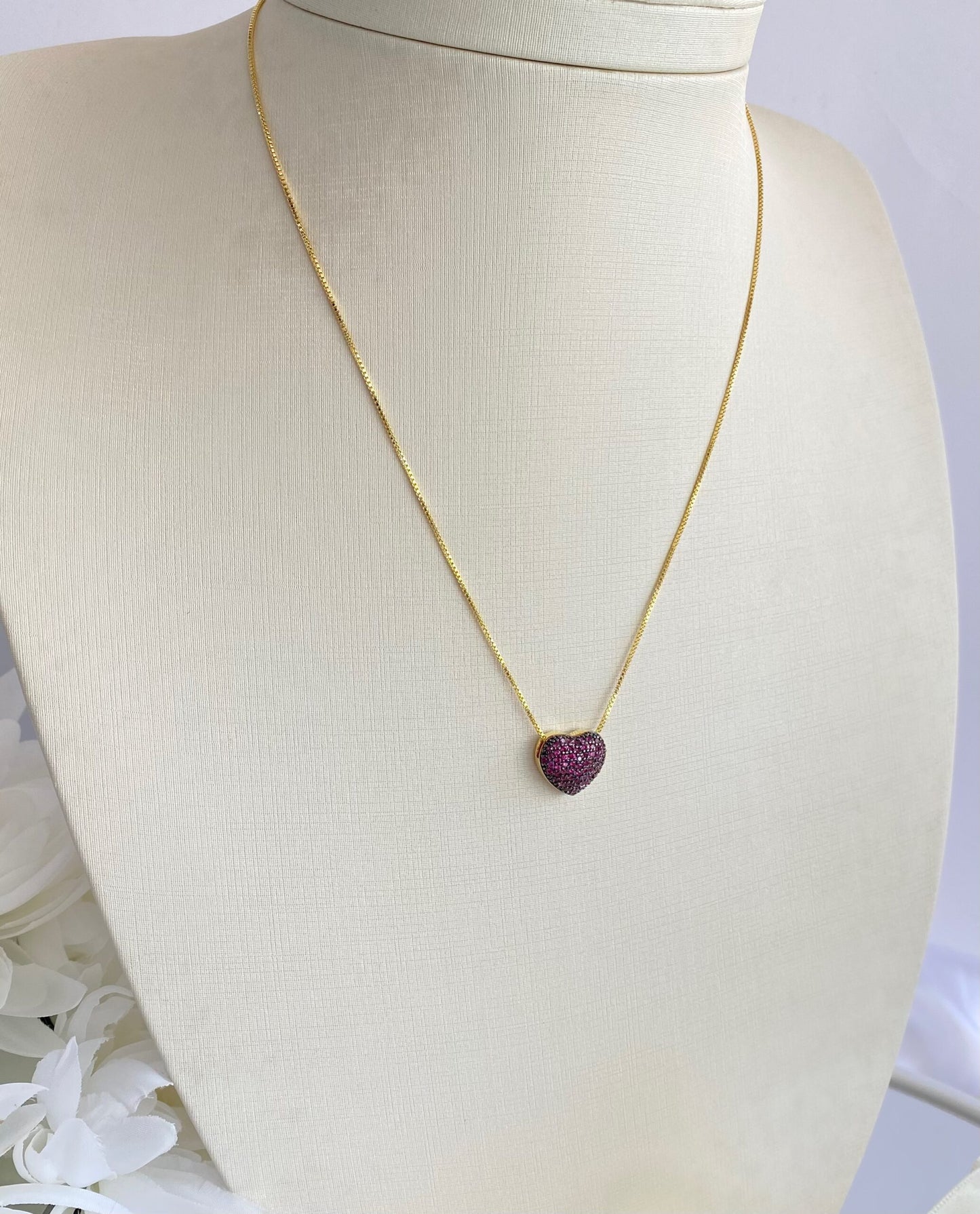 CONJUNTO CORAÇÃO RUBI CRAVEJADO