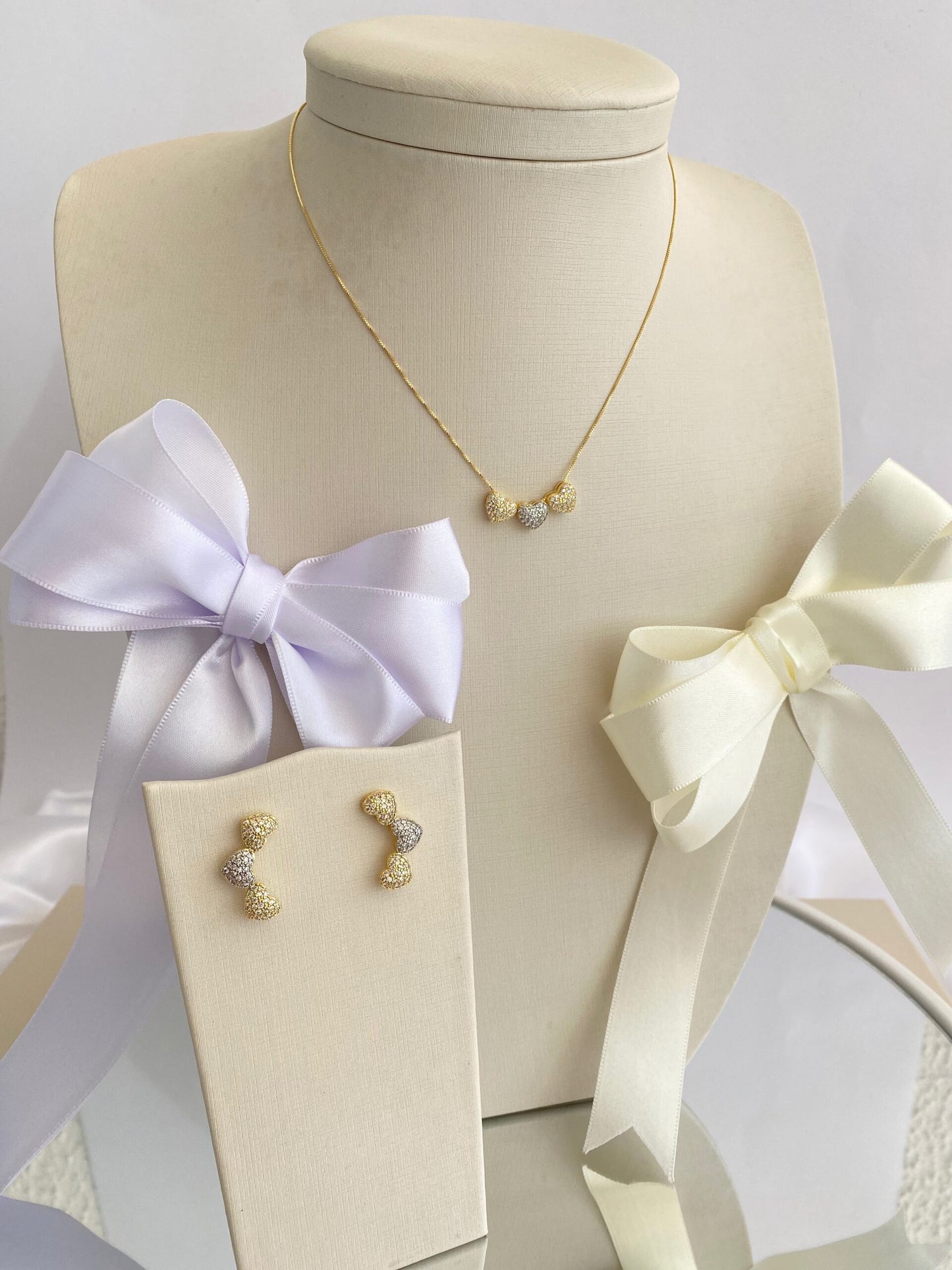 CONJUNTO TRIO CORAÇÃO CRAVEJADO