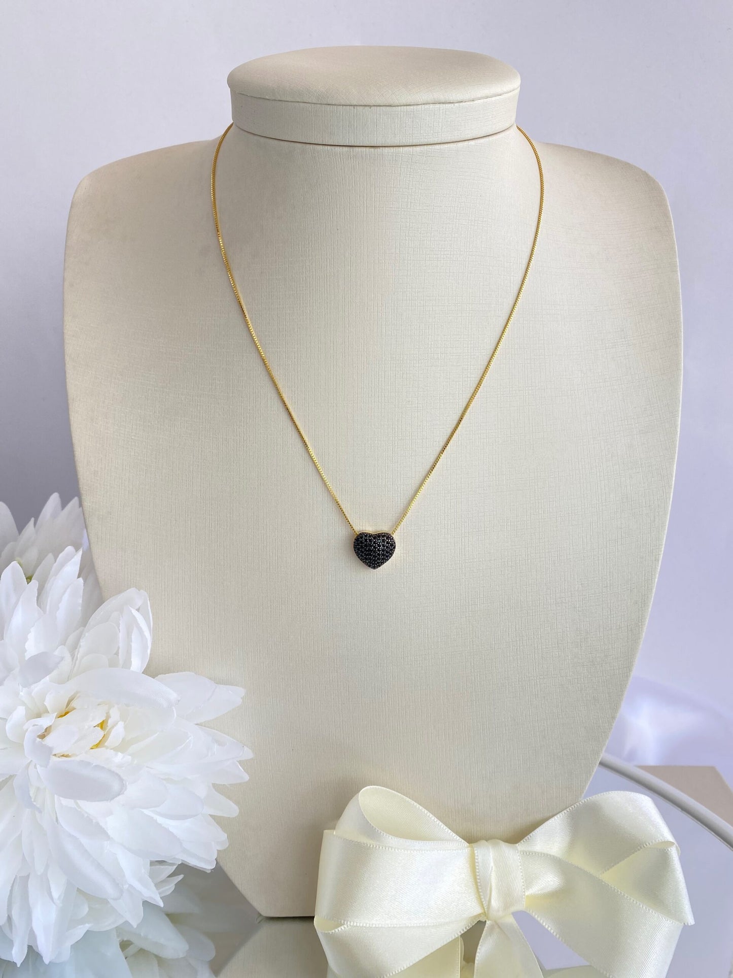 CONJUNTO CORAÇÃO PRETO CRAVEJADO