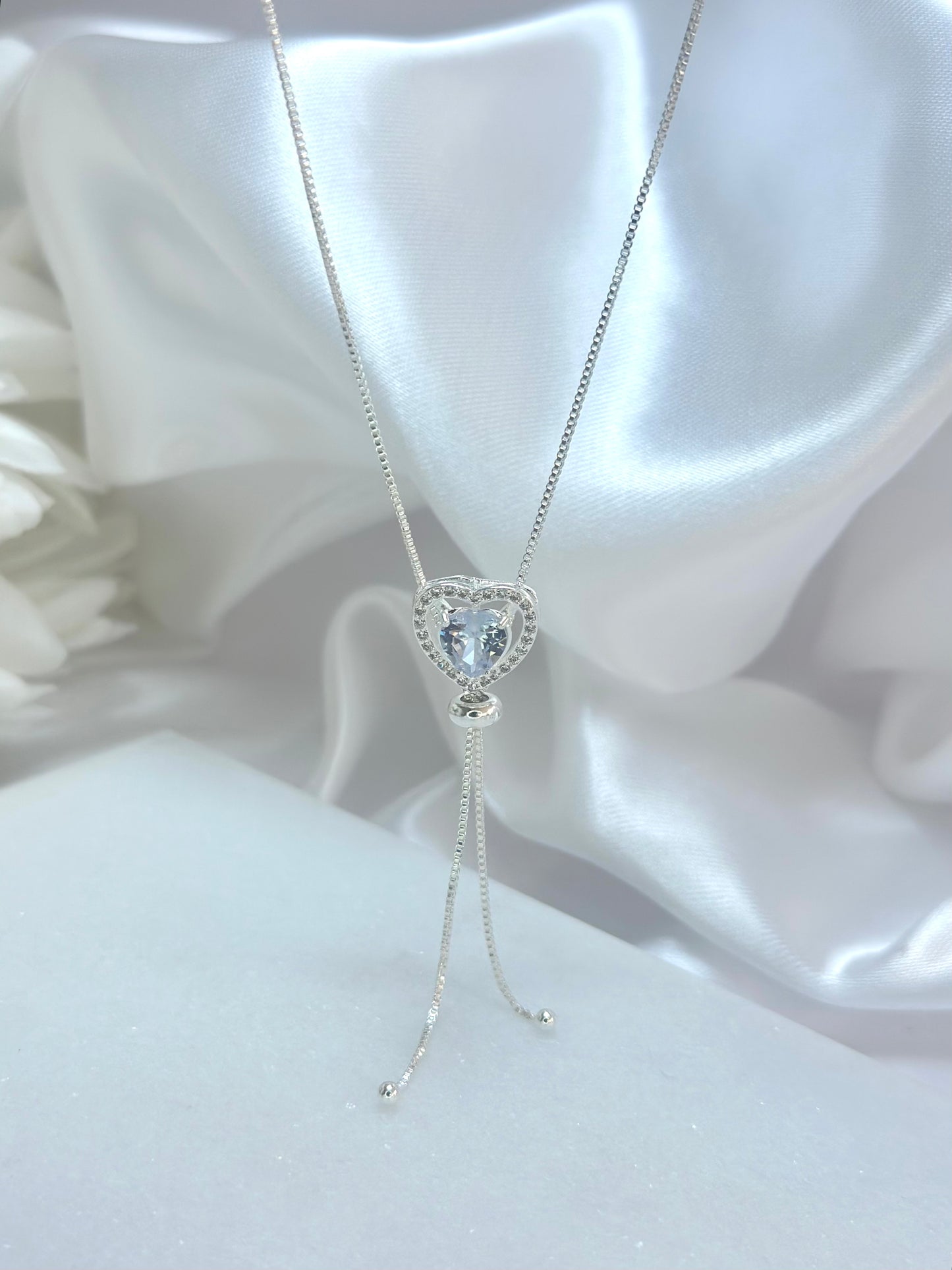 COLAR LARIAT CORAÇÃO BANHADO A PRATA
