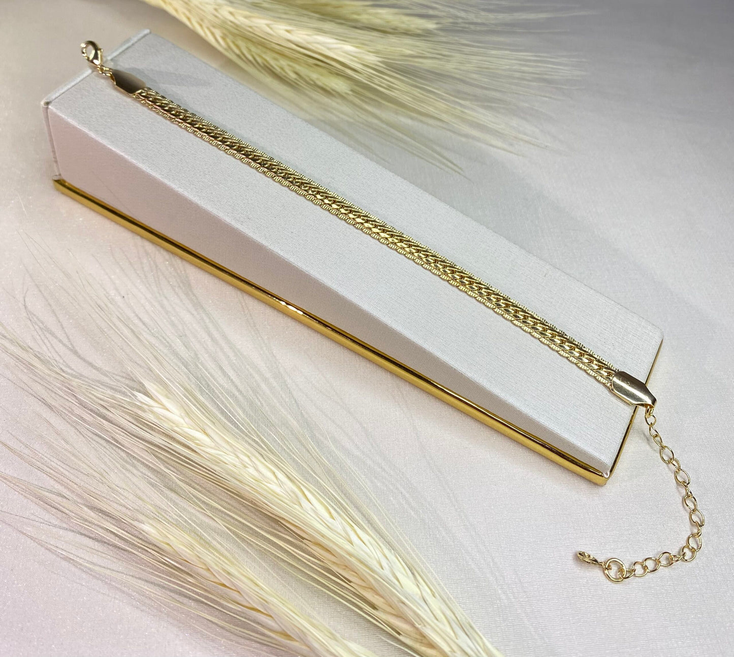 PULSEIRA FIO DE OURO