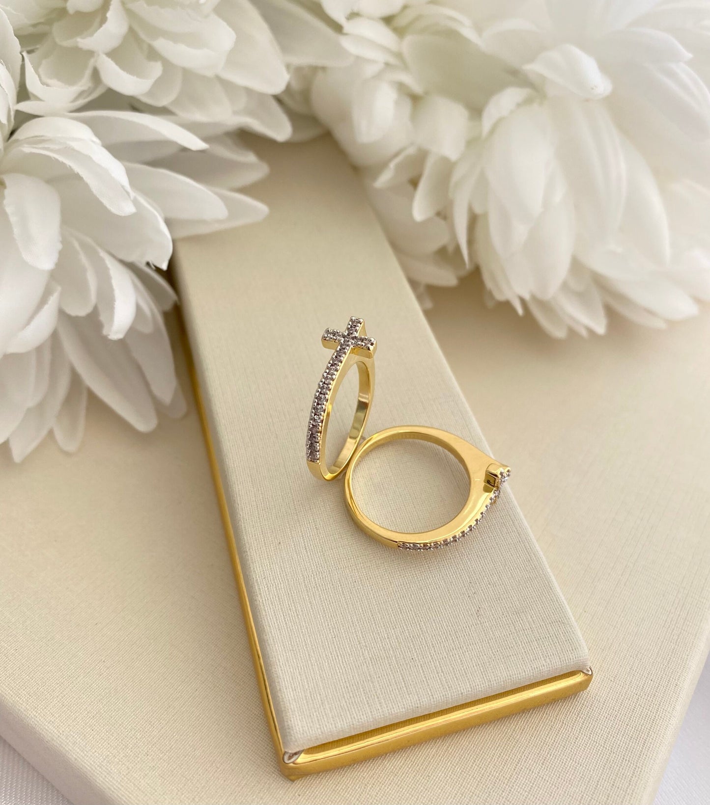 ANEL LUZ DA CRUZ CRAVANDO