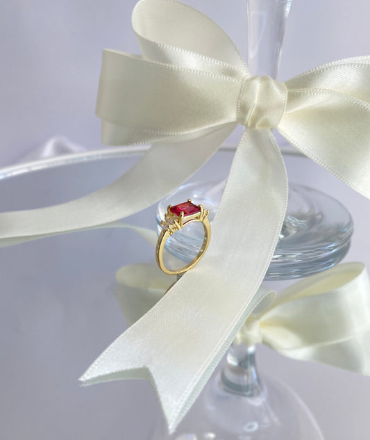 ANEL ENCANTO DE RUBI