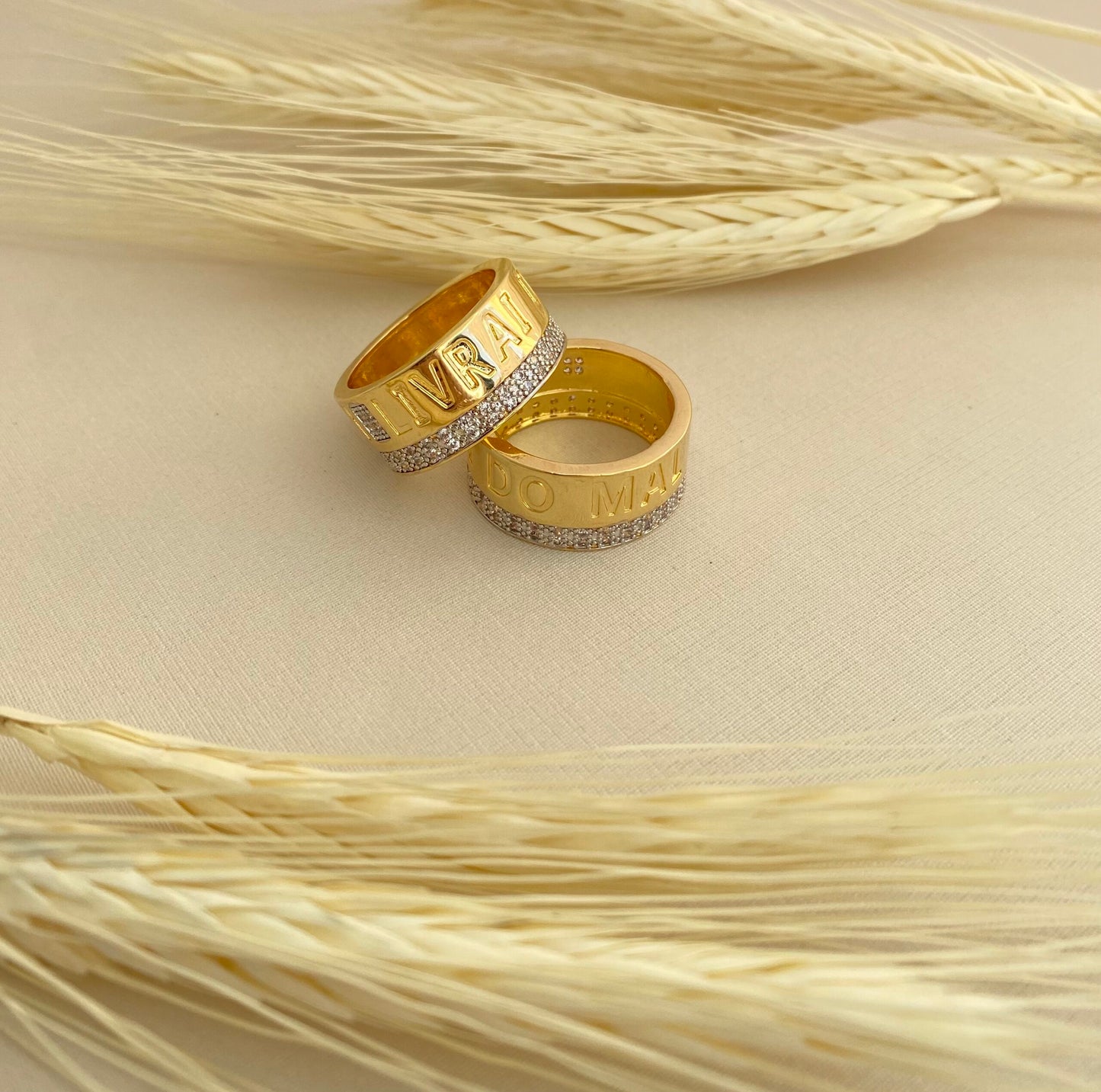 ANEL LIVRE DO MAL AMÉM CRAVEJADO