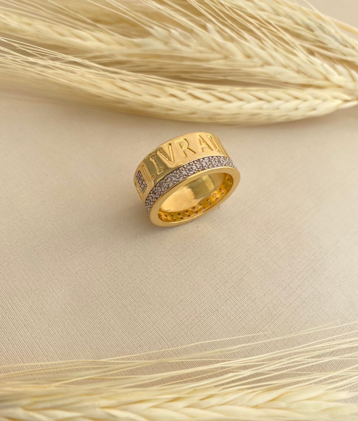 ANEL LIVRE DO MAL AMÉM CRAVEJADO