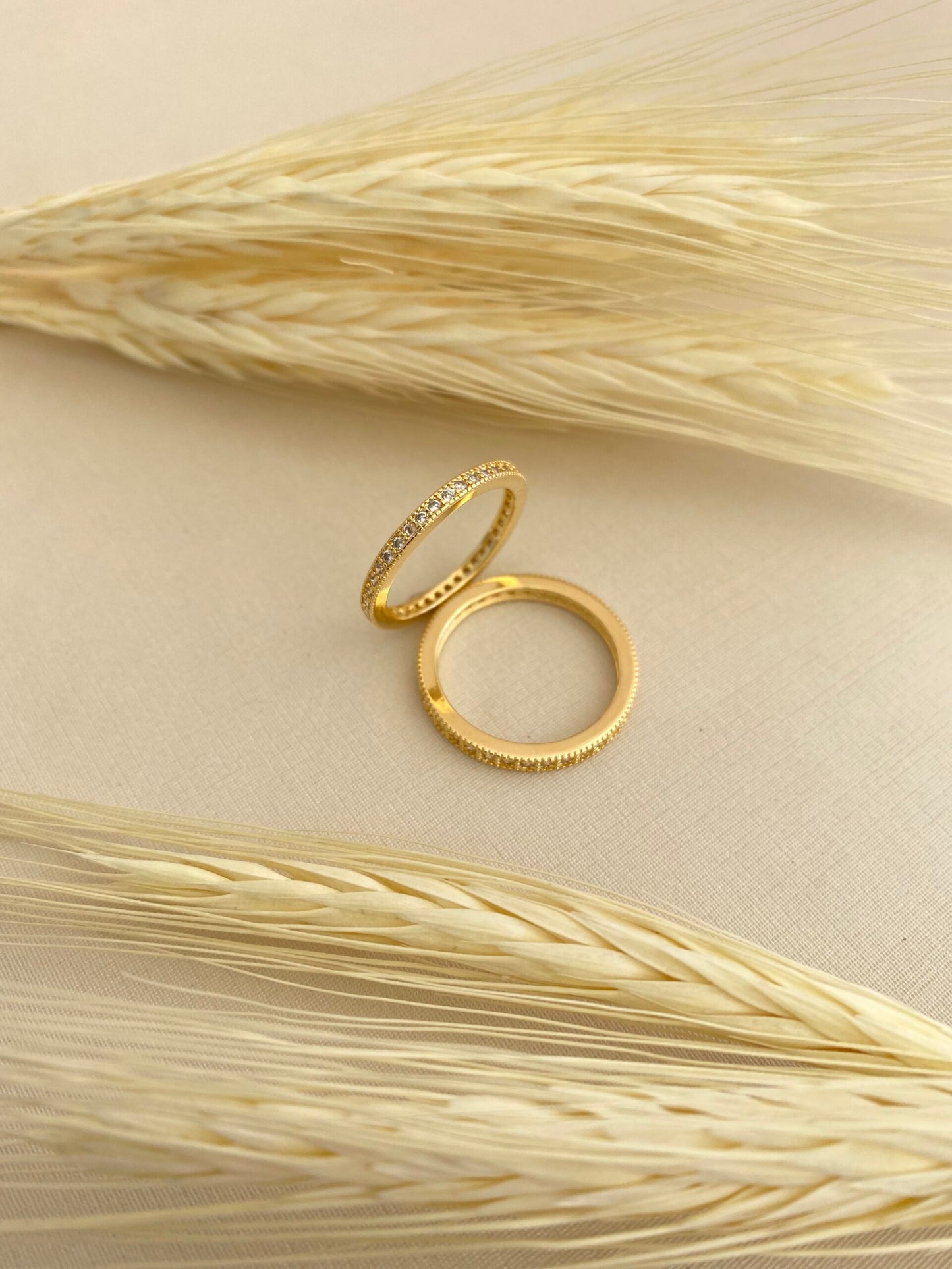 ANEL APARADOR CRAVEJADO