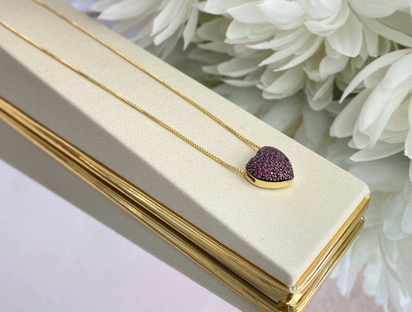 CONJUNTO CORAÇÃO RUBI CRAVEJADO