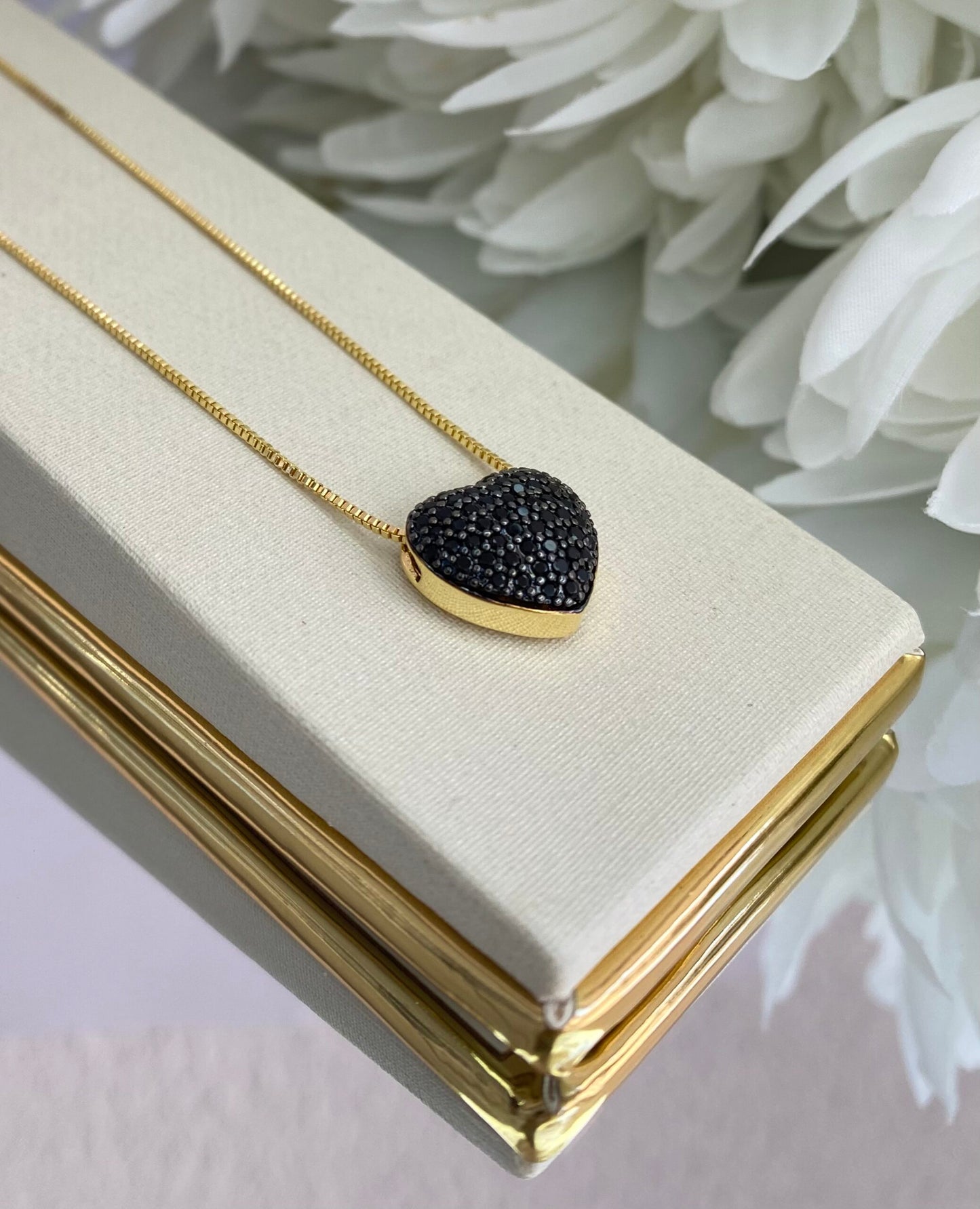 CONJUNTO CORAÇÃO PRETO CRAVEJADO