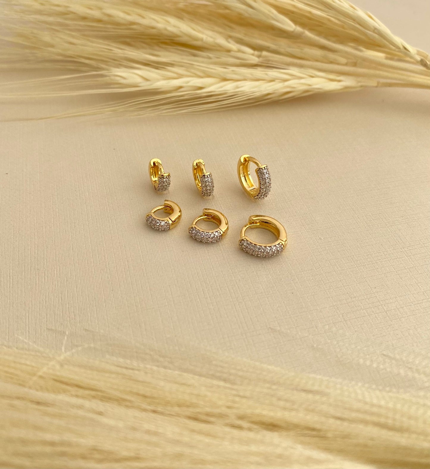 BRINCO TRIO DE ARGOLA CRISTAL