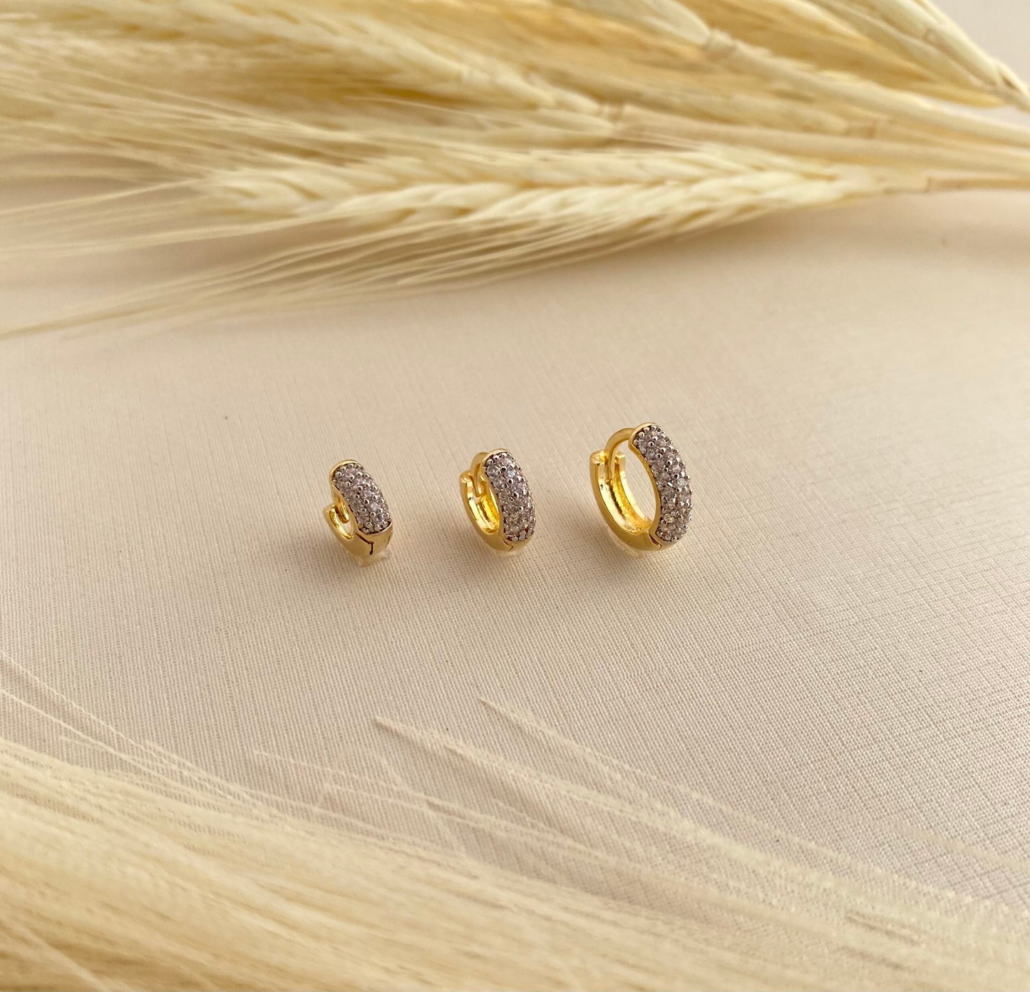 BRINCO TRIO DE ARGOLA CRISTAL