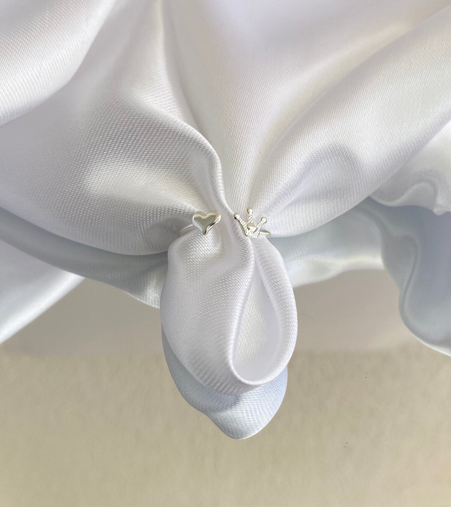 ANEL PRATA FALANGE CORAÇÃO E COROA AJUSTÁVEL