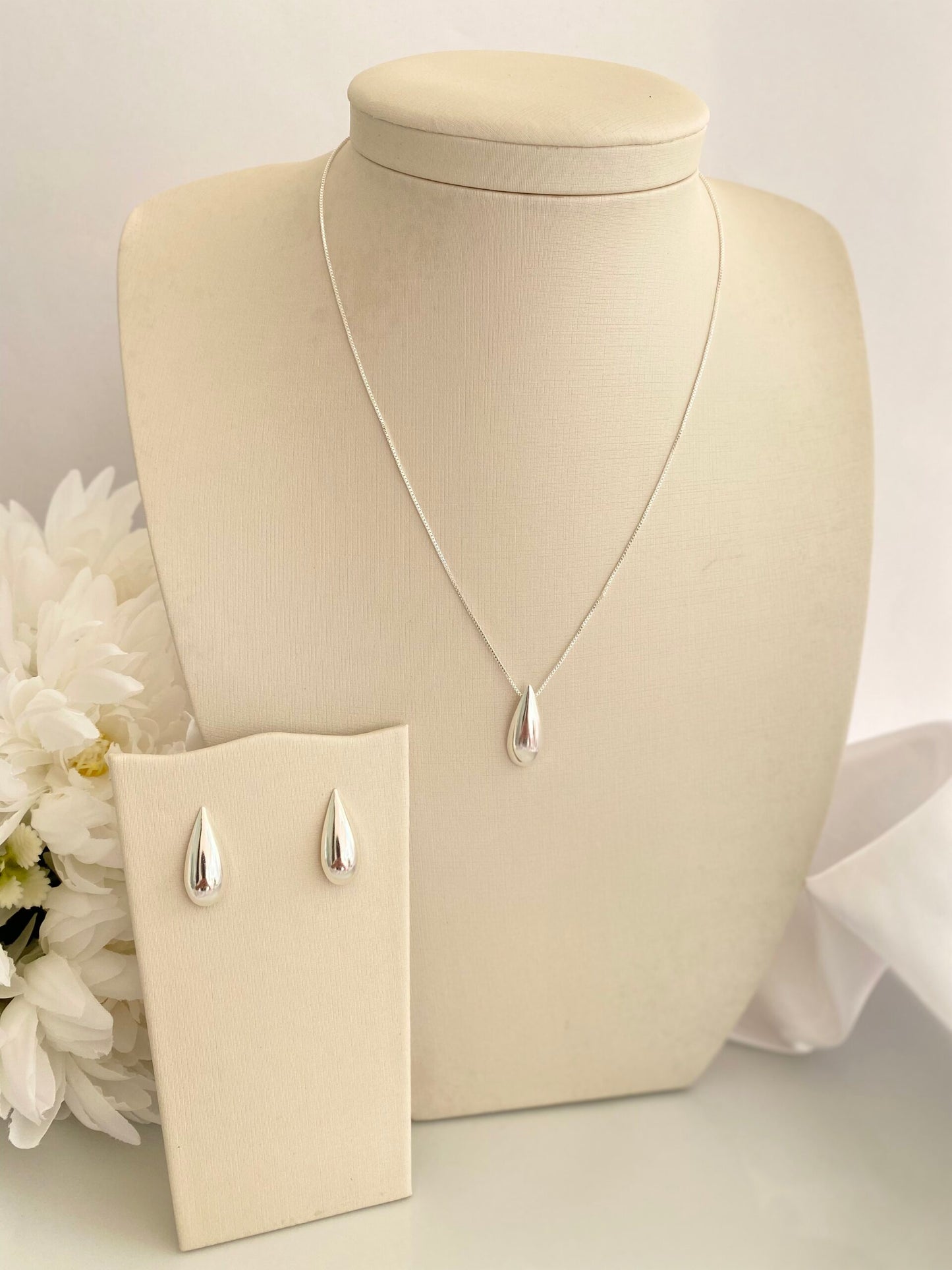 CONJUNTO PRATA GOTA ESPELHADO