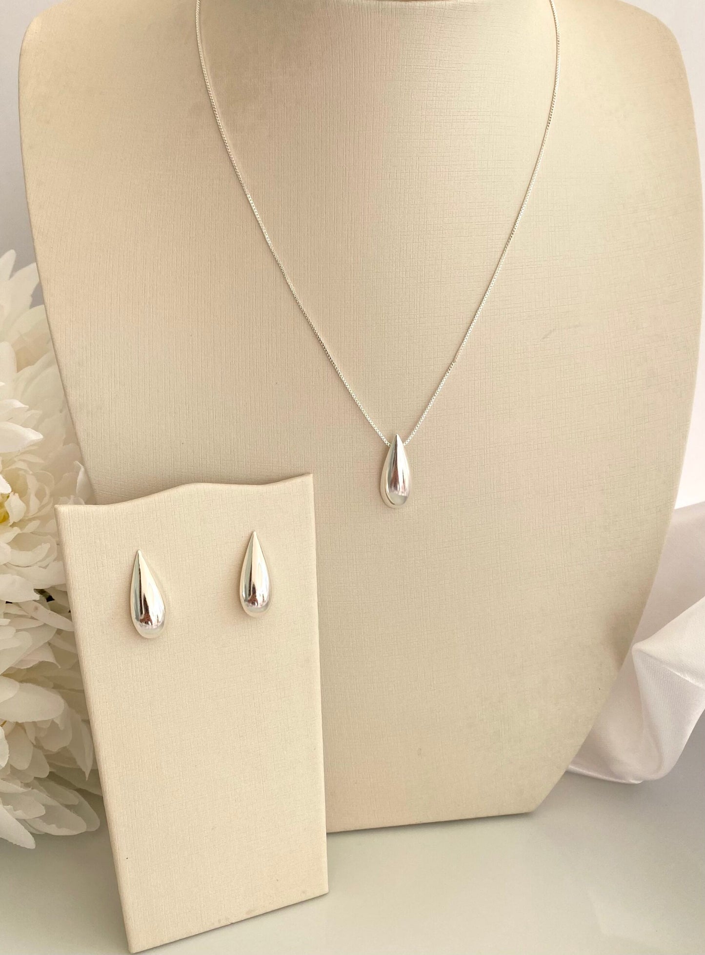 CONJUNTO PRATA GOTA ESPELHADO