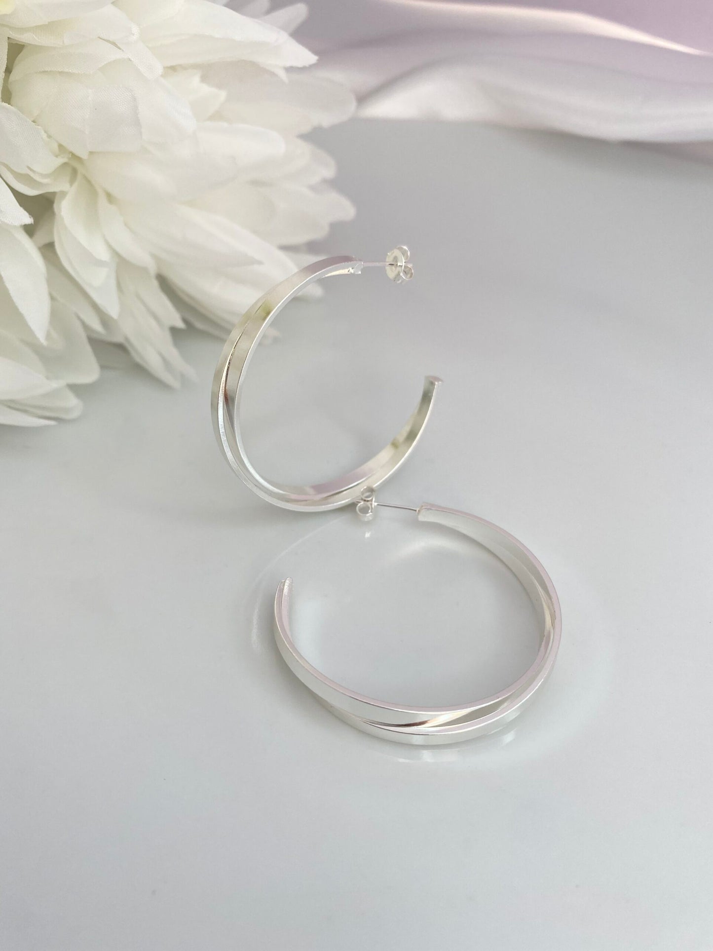 ARGOLA PRATA ESSENCIAL