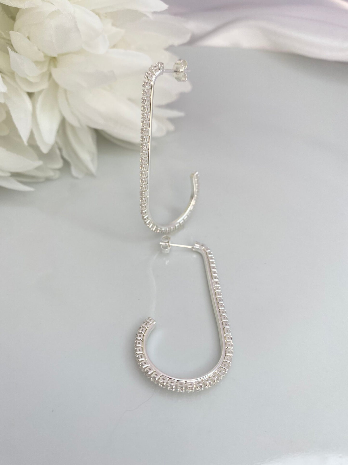 BRINCO PRATA TRAÇO DE CRISTAL