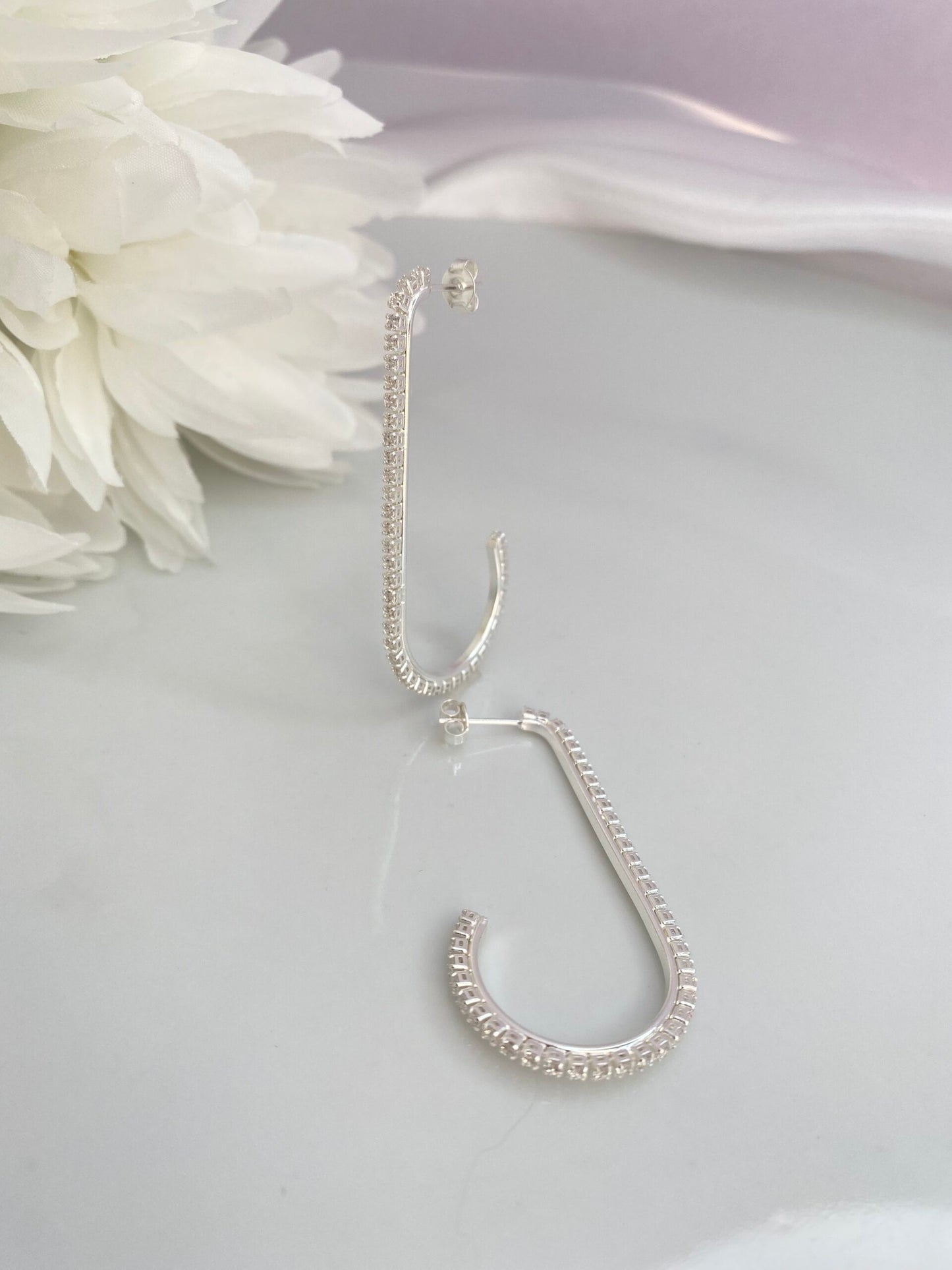 BRINCO PRATA TRAÇO DE CRISTAL