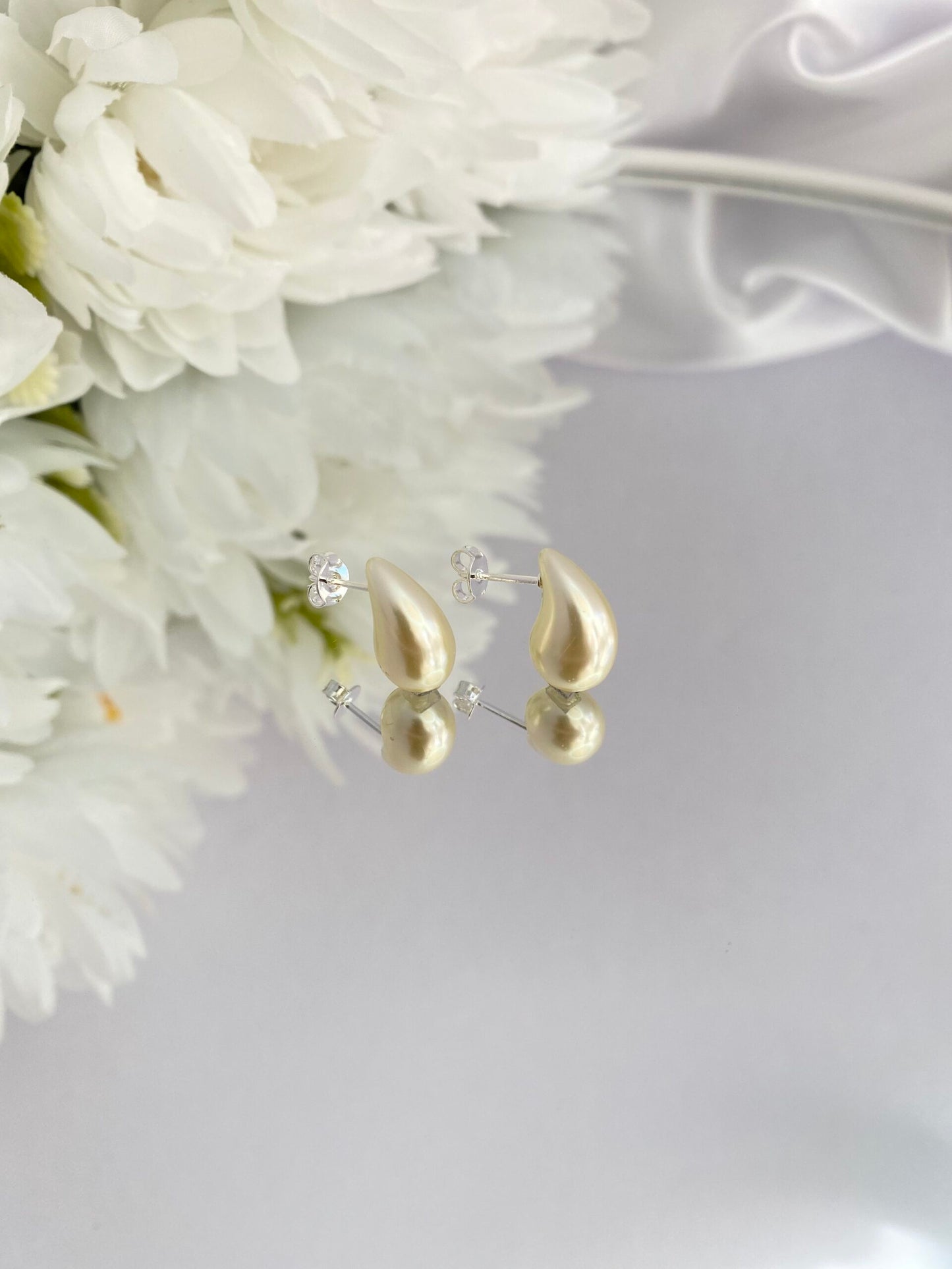 BRINCO PRATA GOTA DE PÉROLA