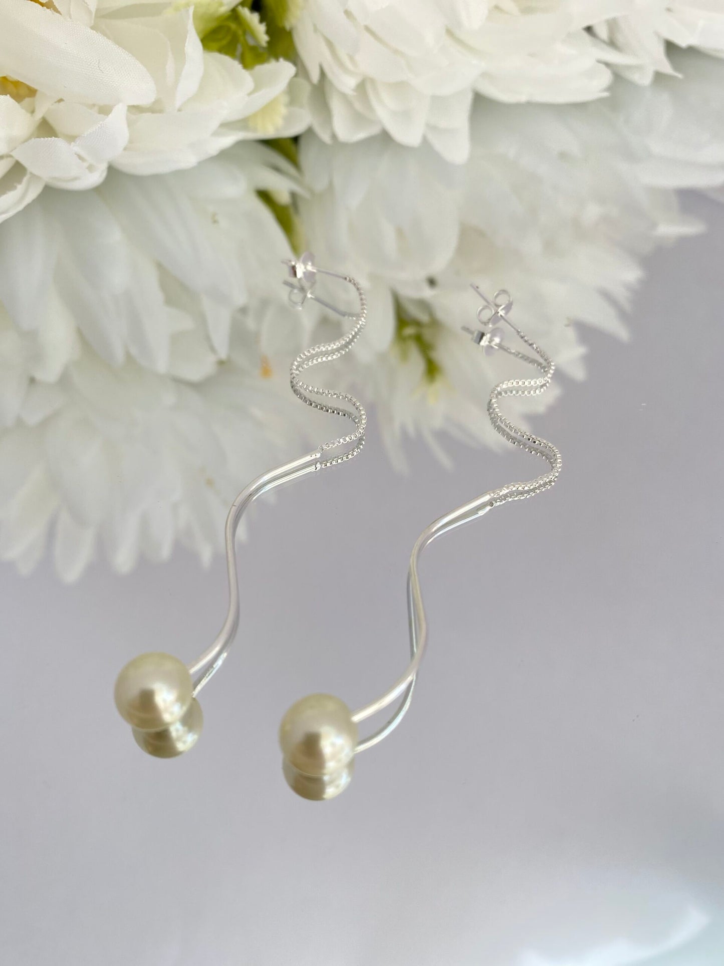 BRINCO PRATA RASTRO DE PÉROLA