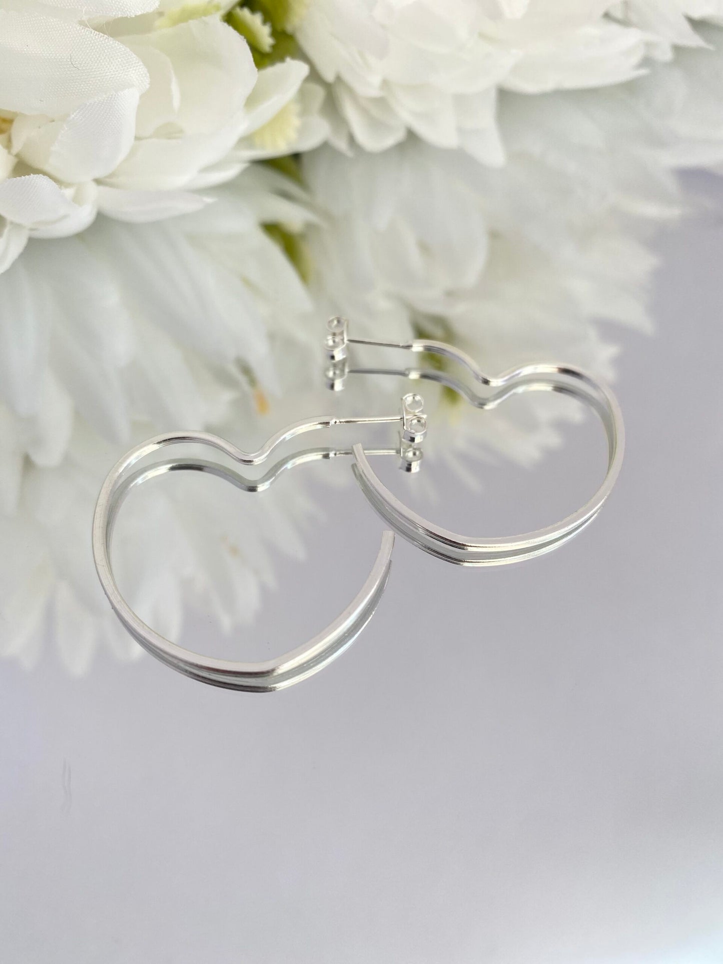 BRINCO ARGOLA PRATA CORAÇÃO ETERNO