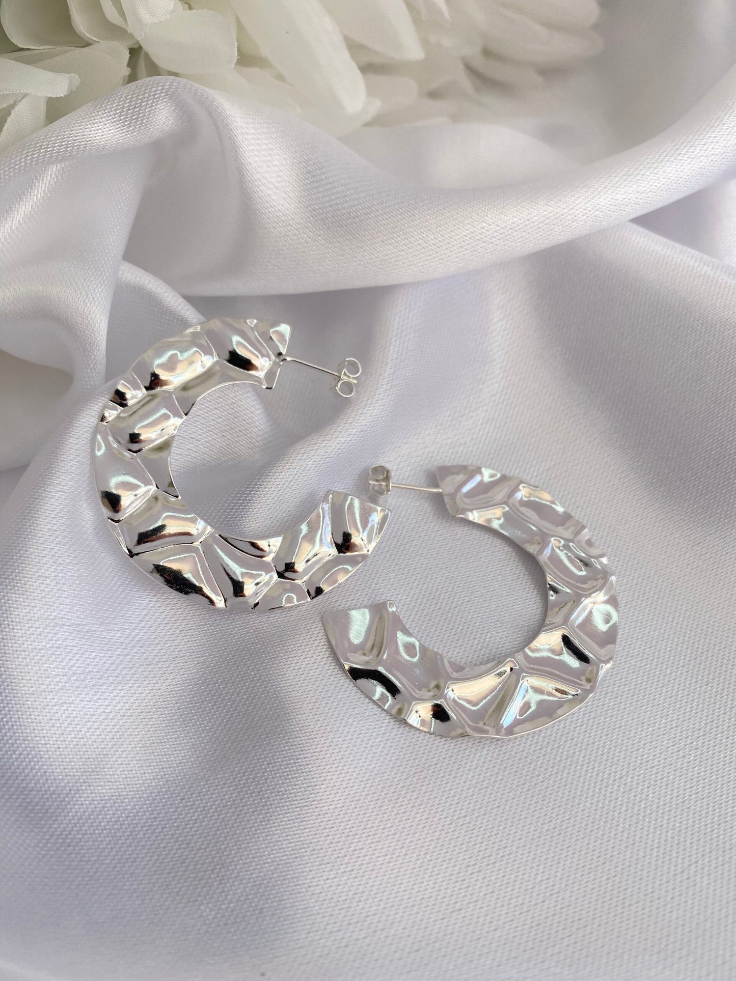 BRINCO PRATA ECLIPSE