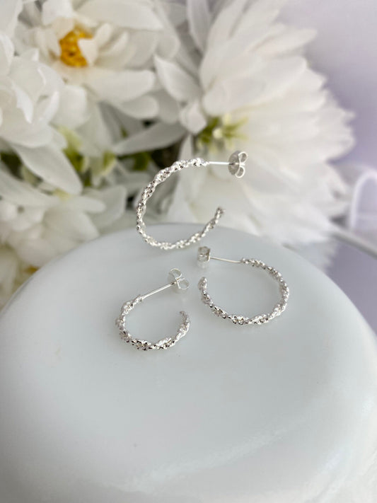 KIT DE BRINCOS ARGOLA PRATA TRANÇADO