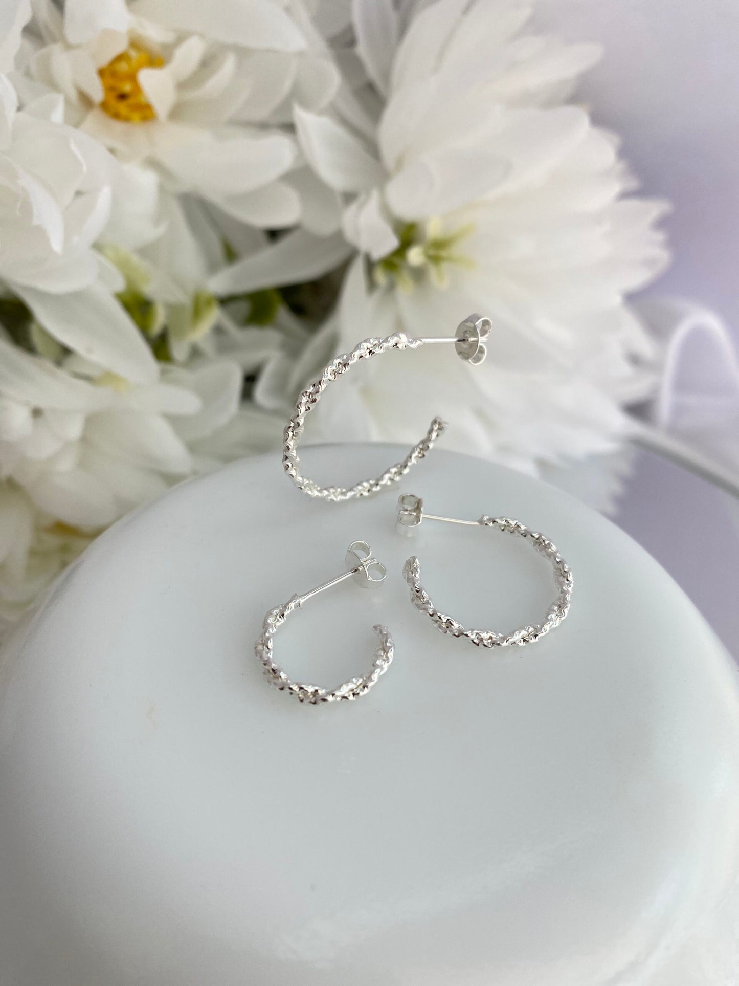 KIT DE BRINCOS ARGOLA PRATA TRANÇADO