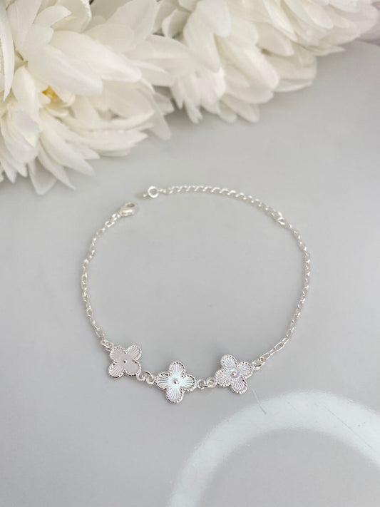 PULSEIRA PRATA TRÉFLE