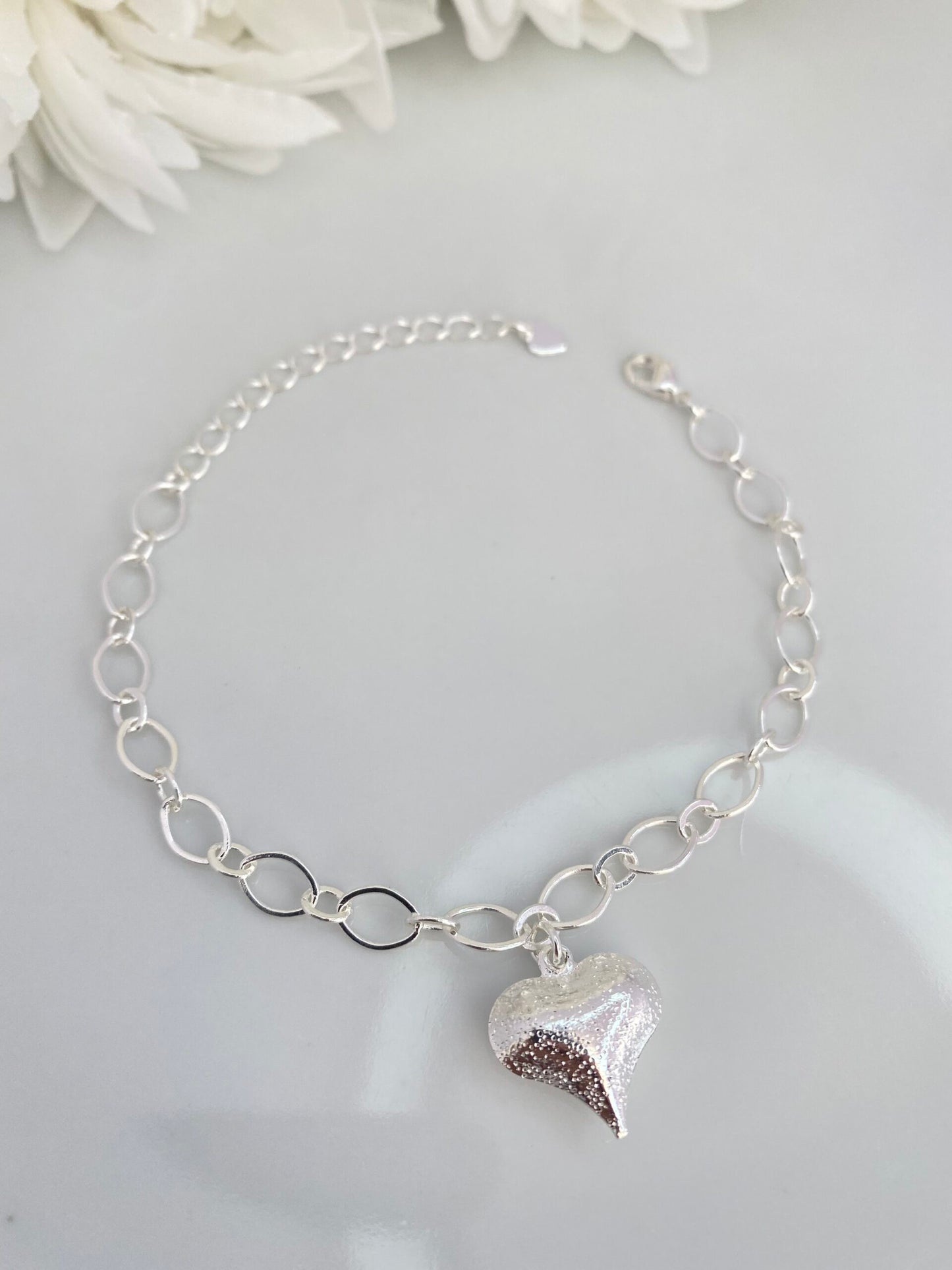 PULSEIRA PRATA EM ELOS CORAÇÃO BRUTO