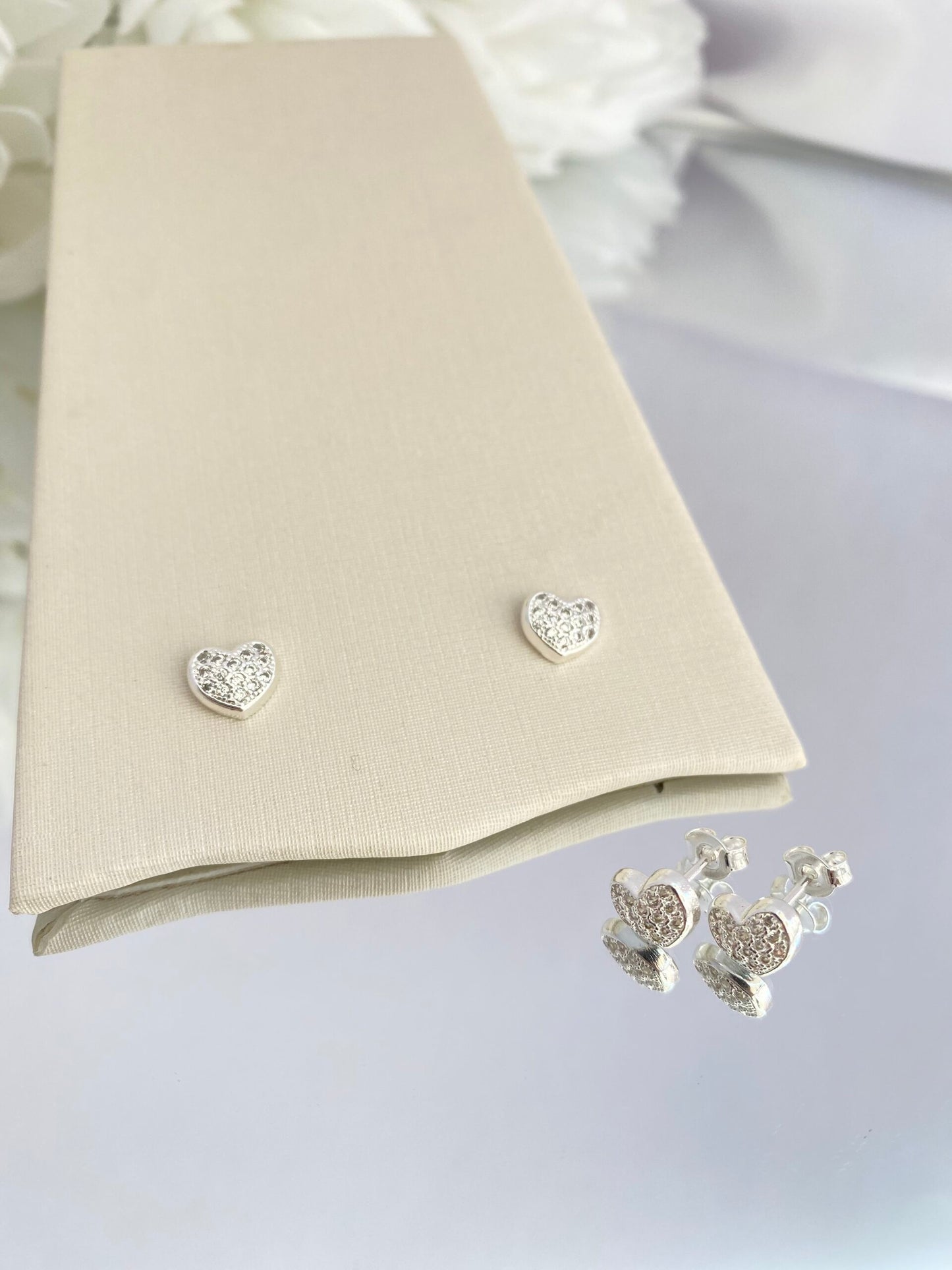 BRINCO PRATA CORAÇÃO CRAVEJADO