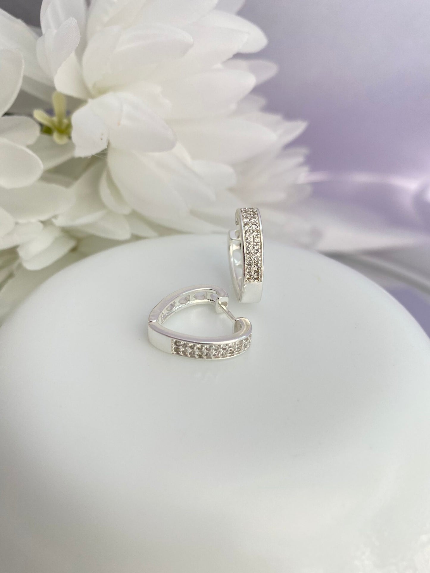 KIT BRINCO ARGOLA PRATA CORAÇÃO CRAVEJADO