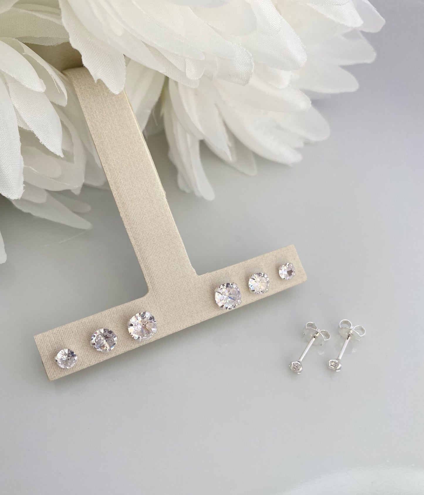 KIT BRINCO PRATA RAIO DE CRISTAL 4 PEÇAS