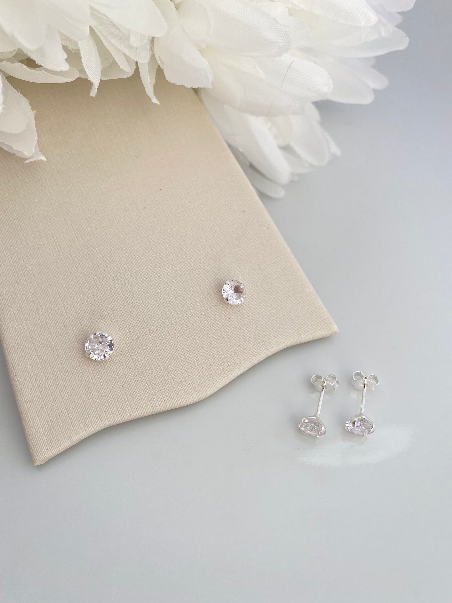 KIT BRINCO PRATA RAIO DE CRISTAL 4 PEÇAS