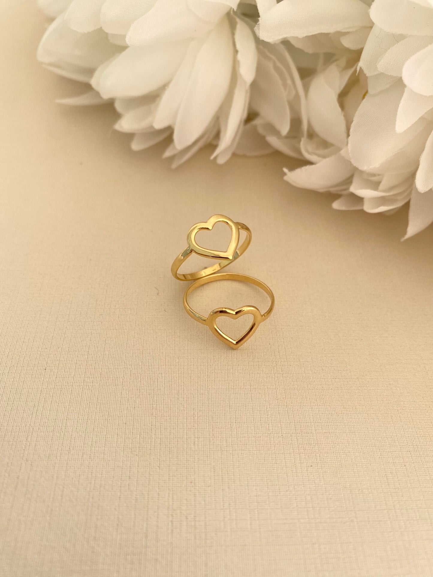 ANEL CORAÇÃO VAZADO