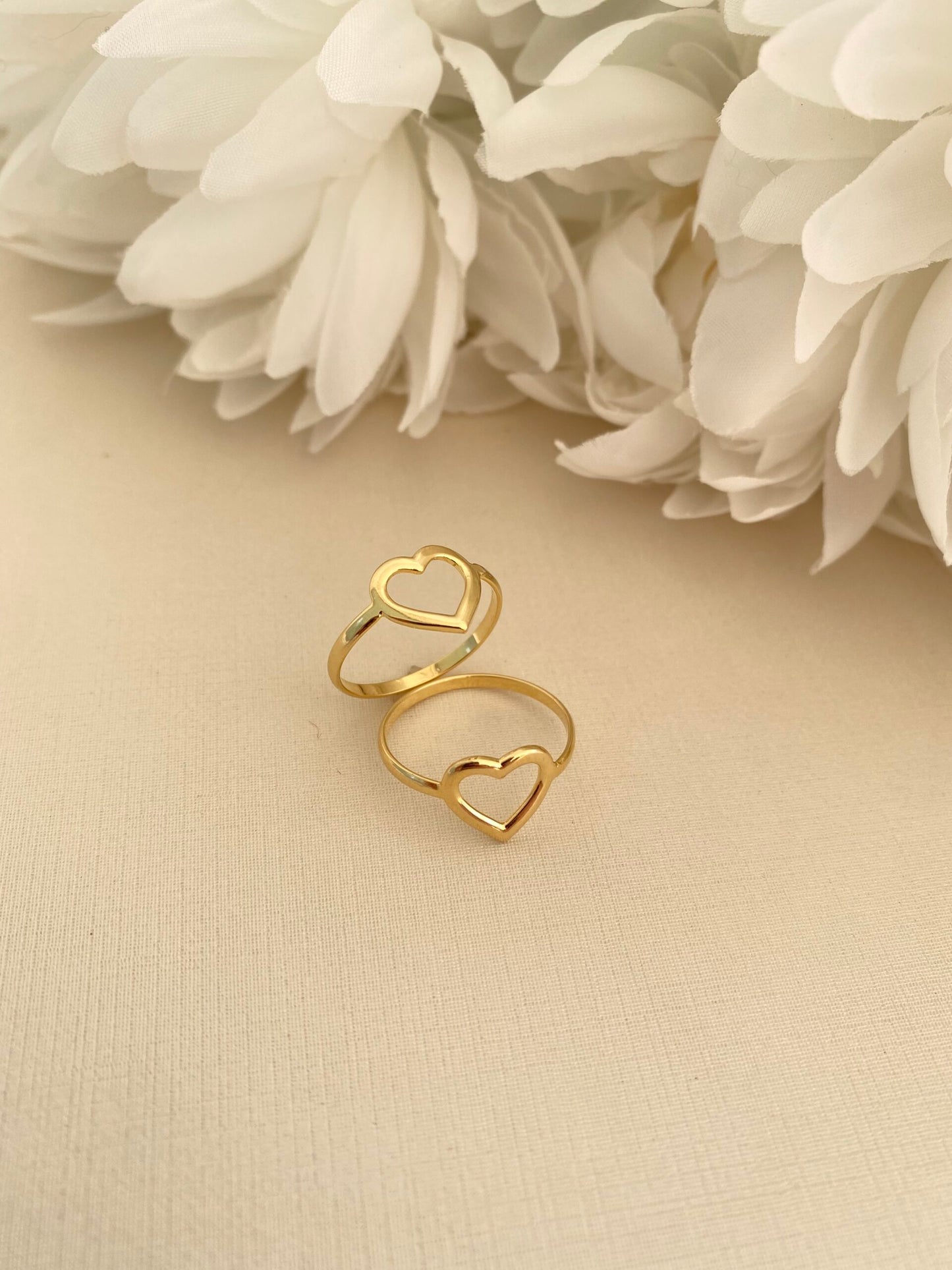 ANEL CORAÇÃO VAZADO