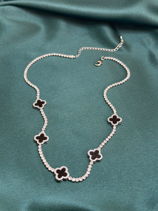 COLAR CLOVER CRAVEJADO PRETO