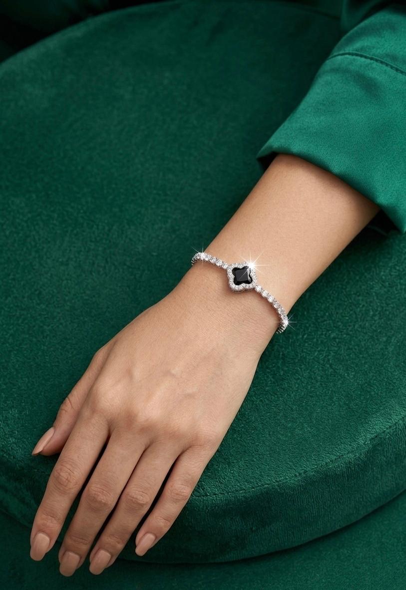 PULSEIRA CLOVER RIVIERA PRETA