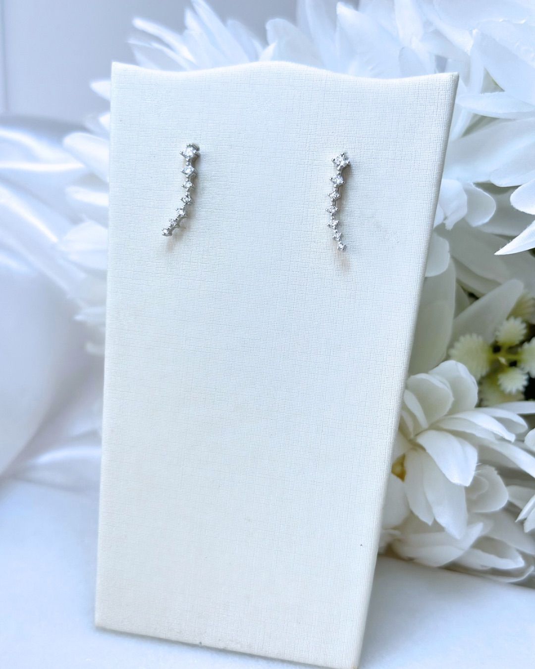 BRINCO PRATA INFINITY CURVE