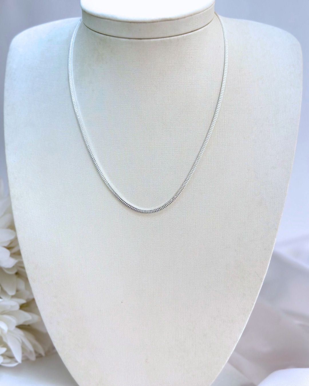 COLAR PRATA FIO DE BRILHO