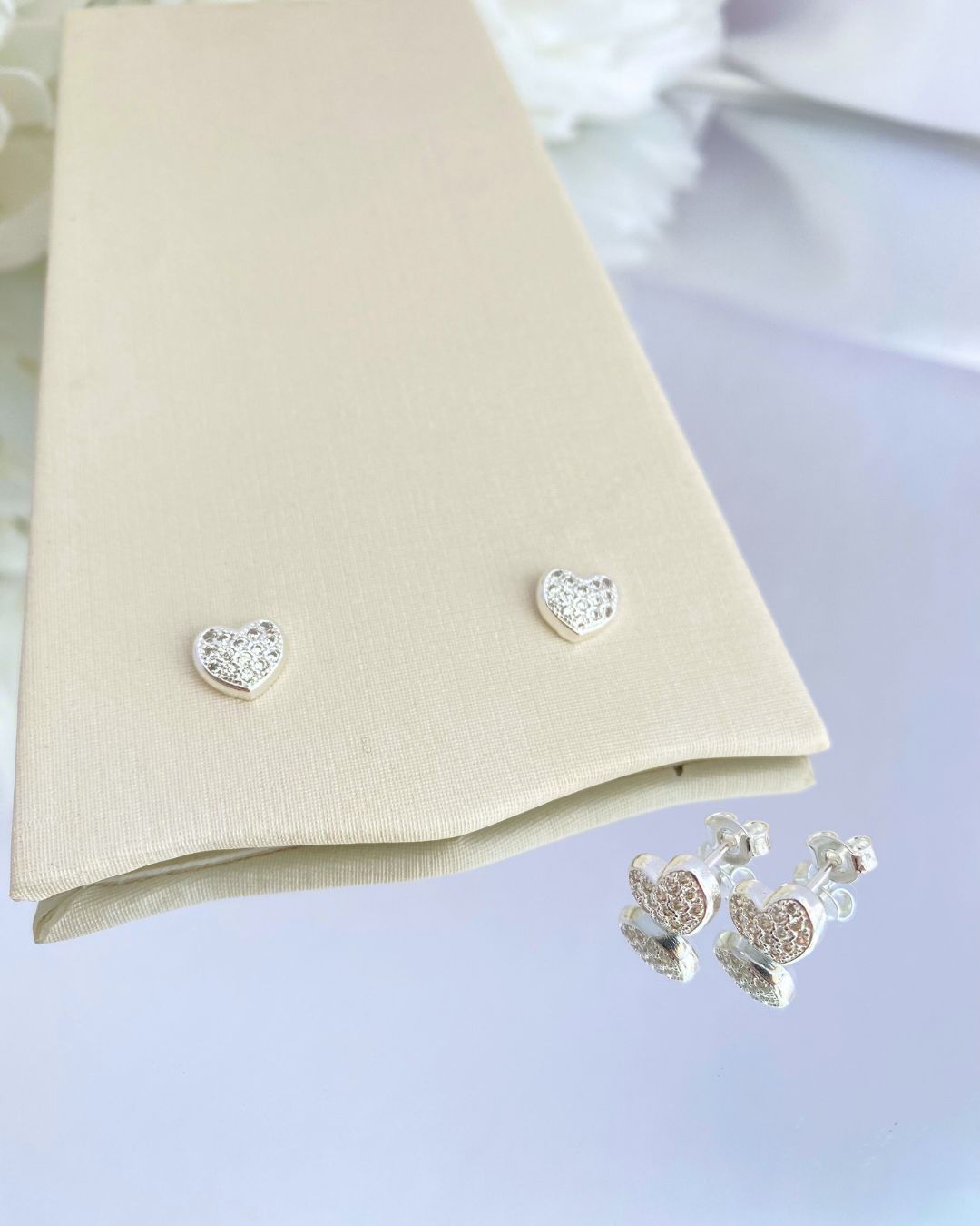 BRINCO PRATA CORAÇÃO CRAVEJADO