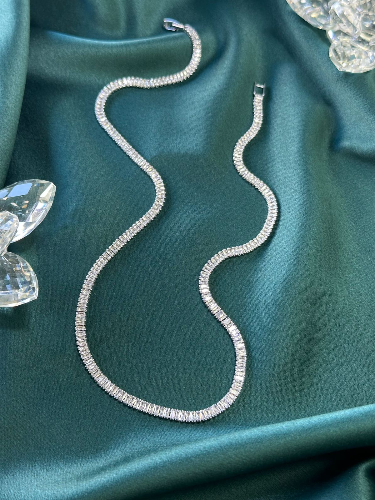 COLAR RIVIERA CRYSTAL LINE