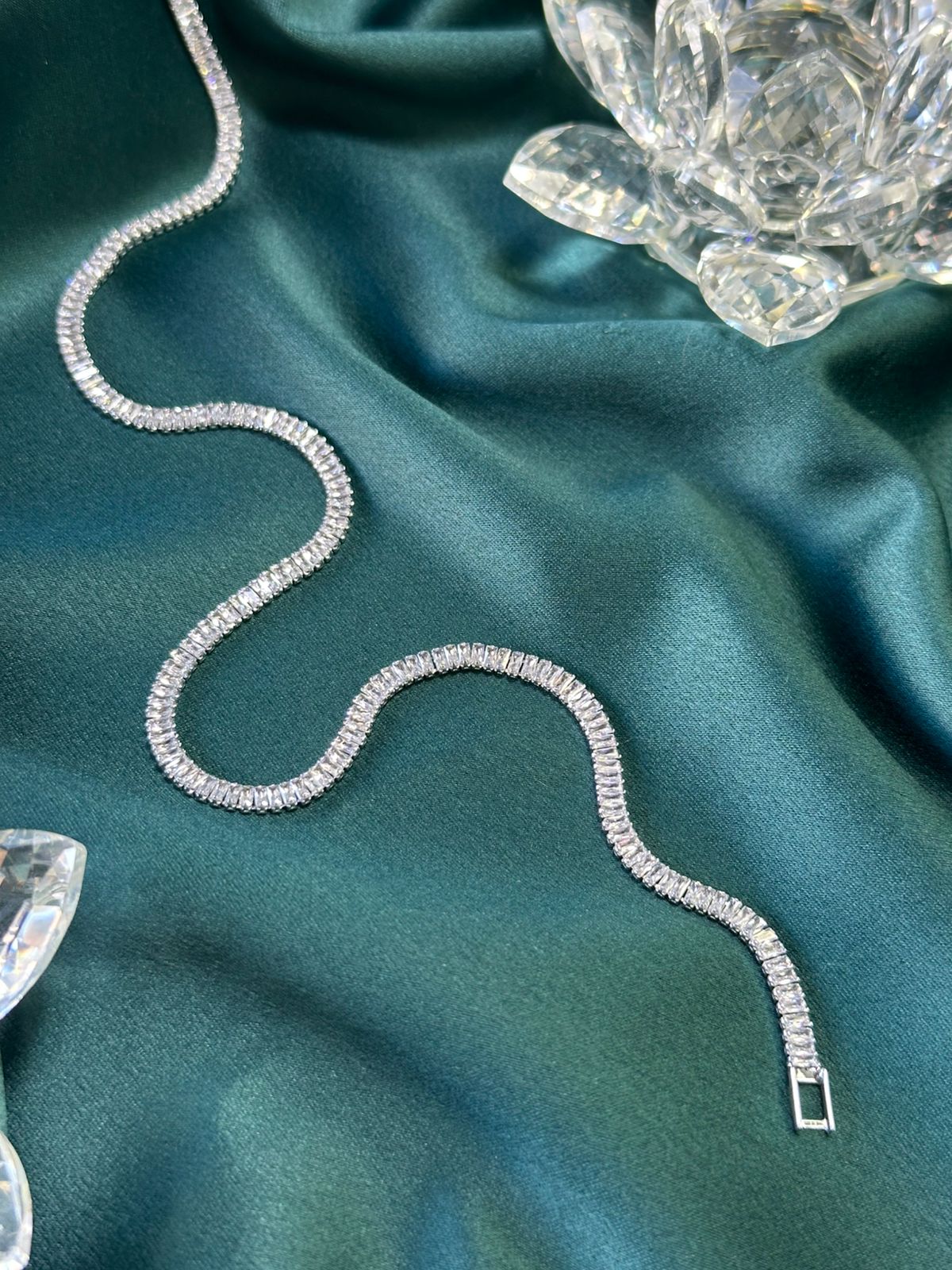 COLAR RIVIERA CRYSTAL LINE