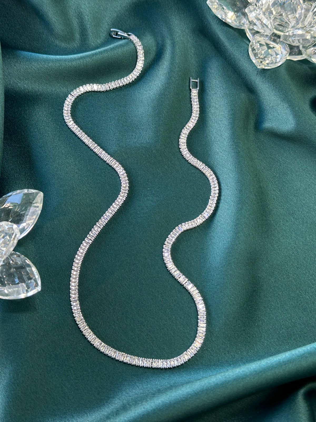 COLAR RIVIERA CRYSTAL LINE